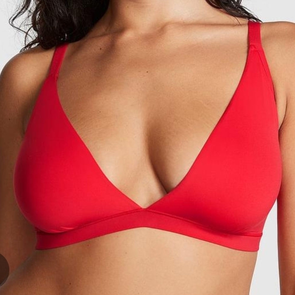 PINK Victoria's Secret Base Stretch Triangle Bralette